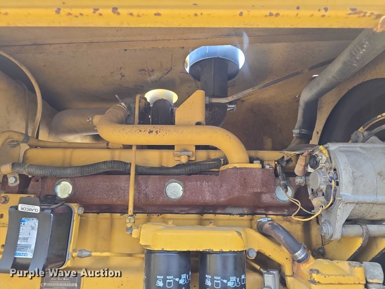 image for item EF3560 1994 John Deere 670B motor grader