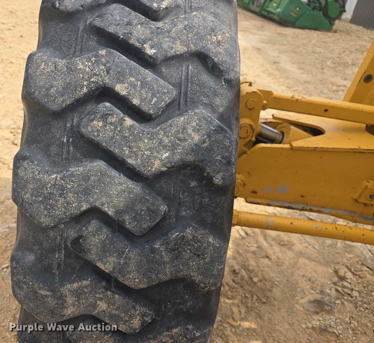 image for item EF3560 1994 John Deere 670B motor grader