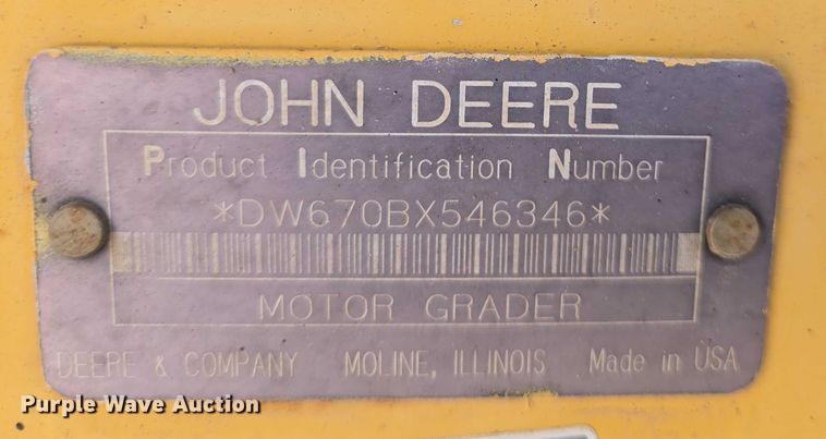 image for item EF3560 1994 John Deere 670B motor grader