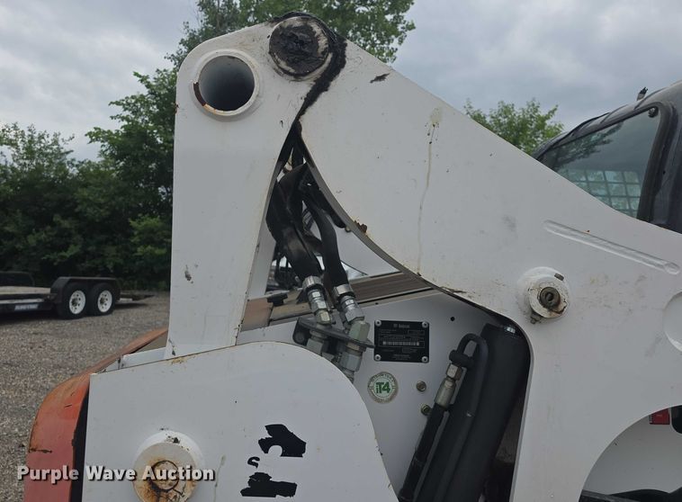 image for item EF3561 2013 Bobcat S750 skid steer loader