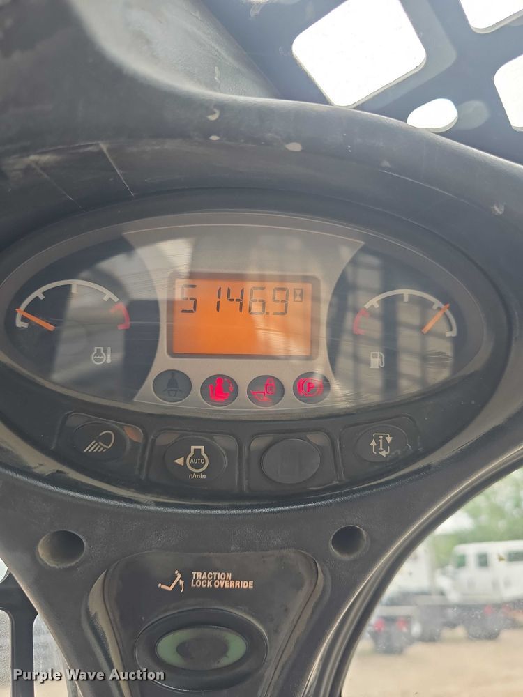 image for item EF3561 2013 Bobcat S750 skid steer loader