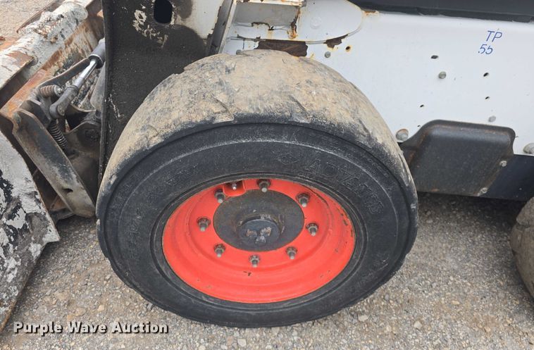 image for item EF3561 2013 Bobcat S750 skid steer loader