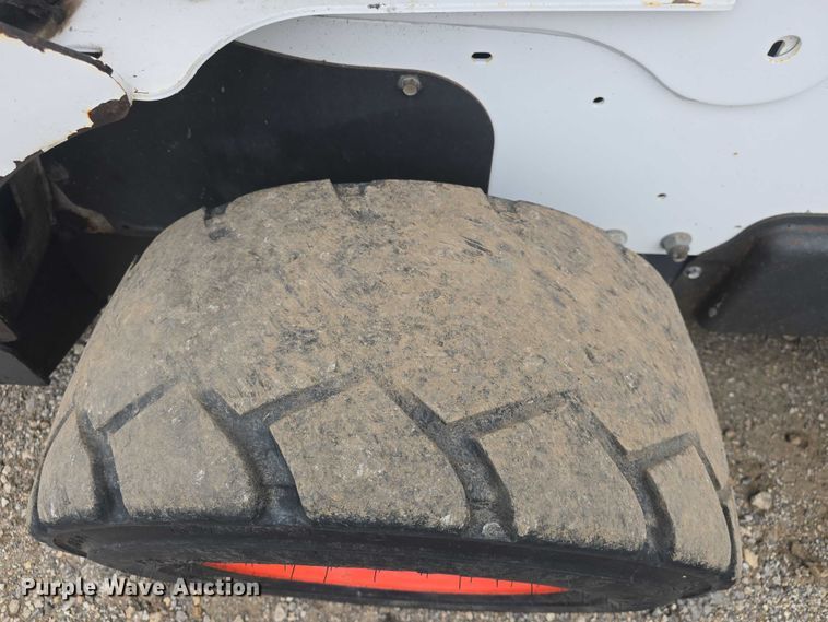 image for item EF3561 2013 Bobcat S750 skid steer loader