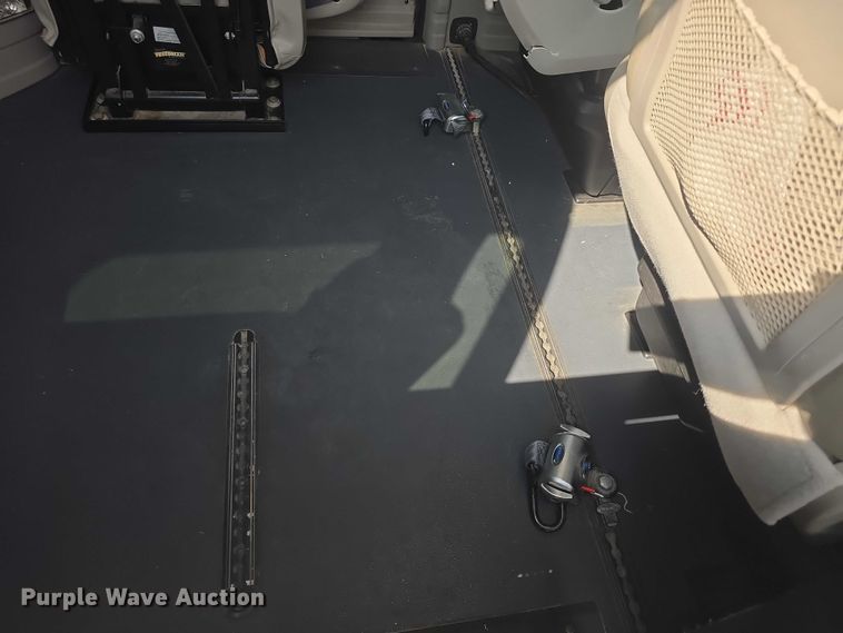 image for item EF3565 2015 Dodge Grand Caravan handicap accessible van