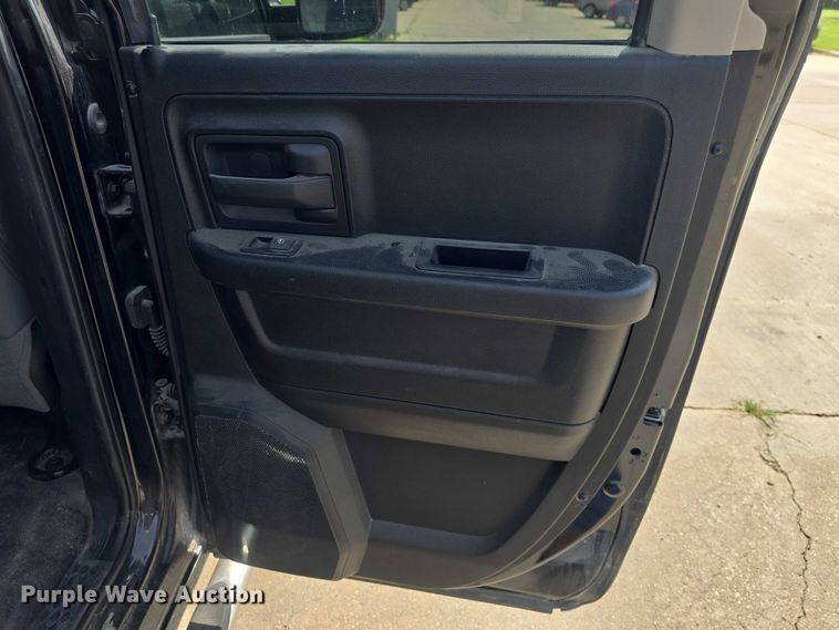 image for item EF3566 2016 Dodge Ram 1500 Quad Cab pickup truck