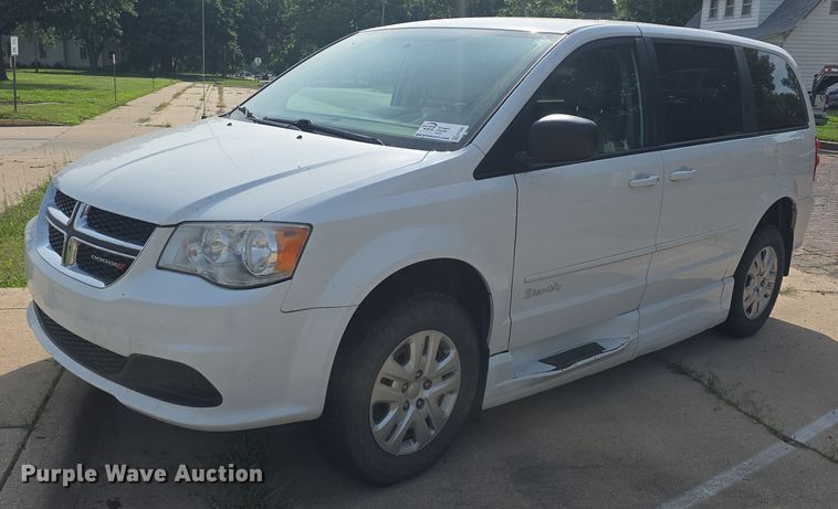 image for item EF3567 2015 Dodge Grand Caravan handicap accessible van