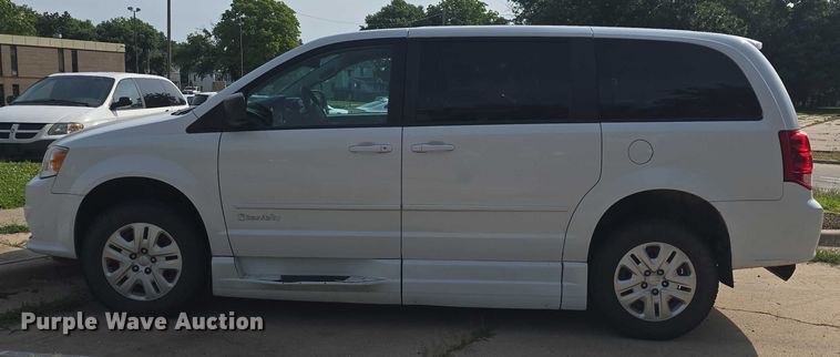 image for item EF3567 2015 Dodge Grand Caravan handicap accessible van