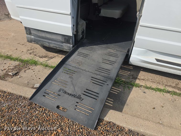 image for item EF3567 2015 Dodge Grand Caravan handicap accessible van