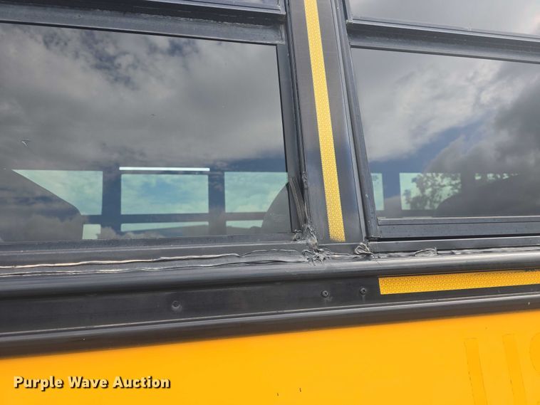 image for item EF3577 2009 Thomas Built school bus