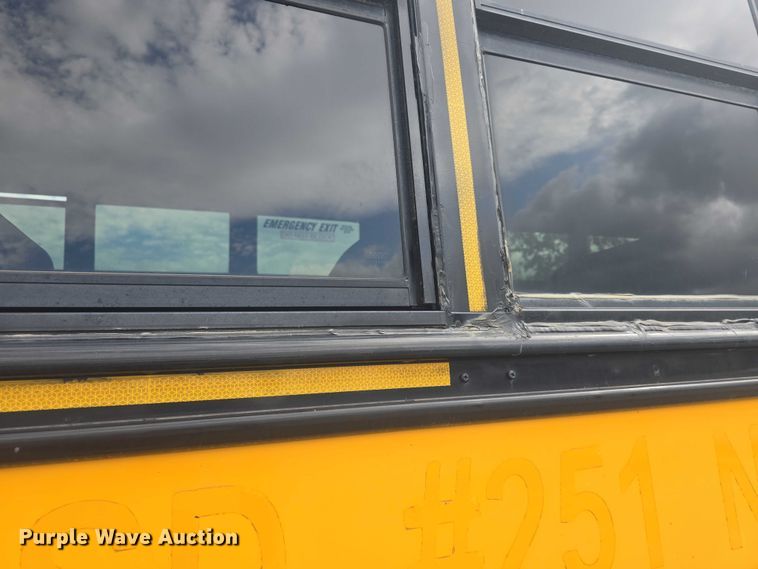 image for item EF3577 2009 Thomas Built school bus