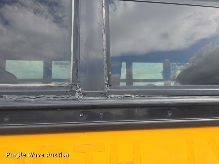 image for item EF3577 2009 Thomas Built school bus