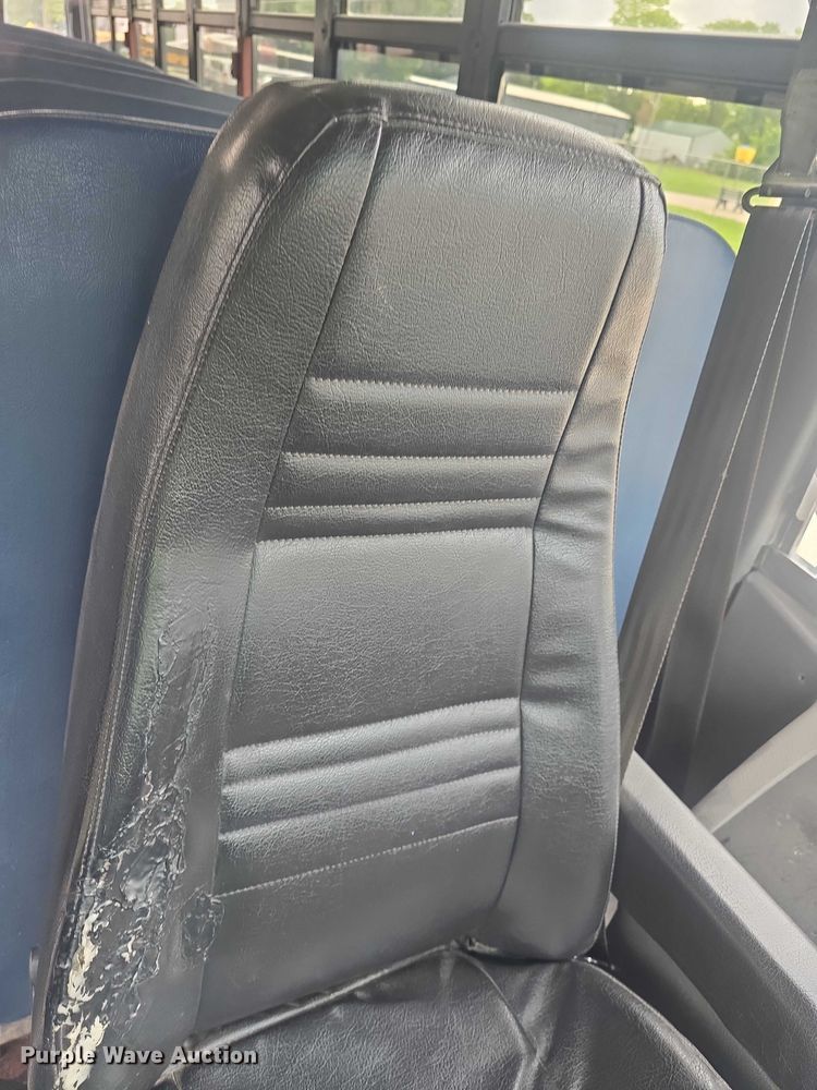 image for item EF3577 2009 Thomas Built school bus