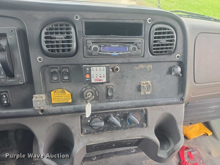 image for item EF3577 2009 Thomas Built school bus