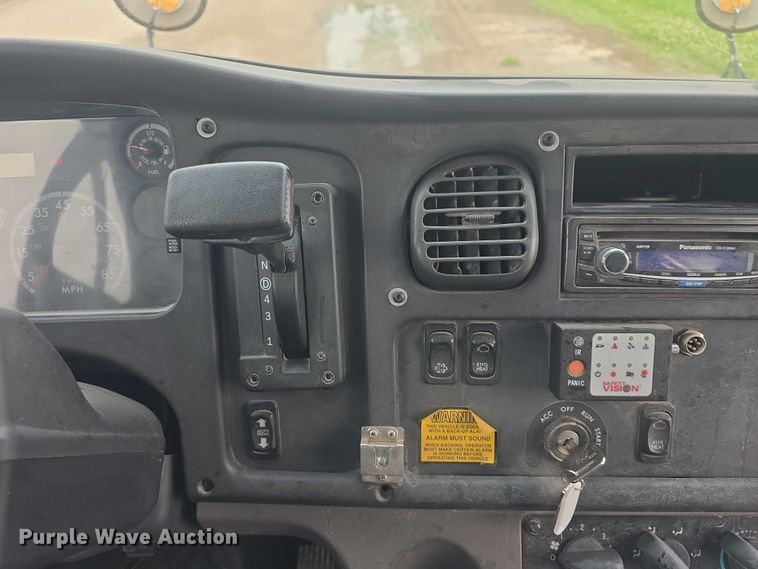 image for item EF3577 2009 Thomas Built school bus