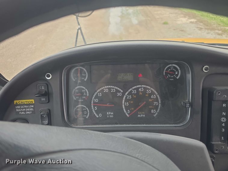 image for item EF3577 2009 Thomas Built school bus