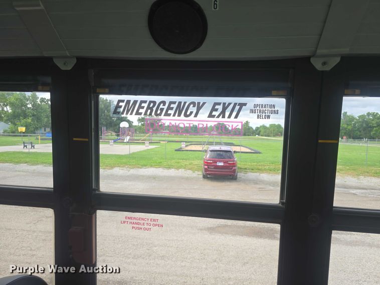 image for item EF3577 2009 Thomas Built school bus