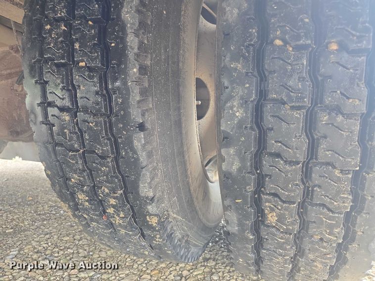 image for item EF3577 2009 Thomas Built school bus