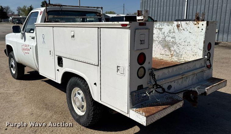 image for item EG6415 1985 Chevrolet D30 utility bed pickup truck