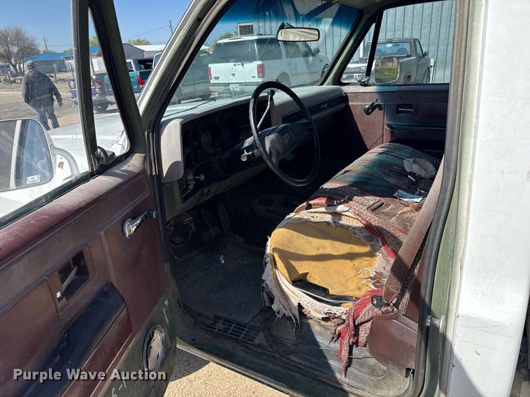 image for item EG6415 1985 Chevrolet D30 utility bed pickup truck