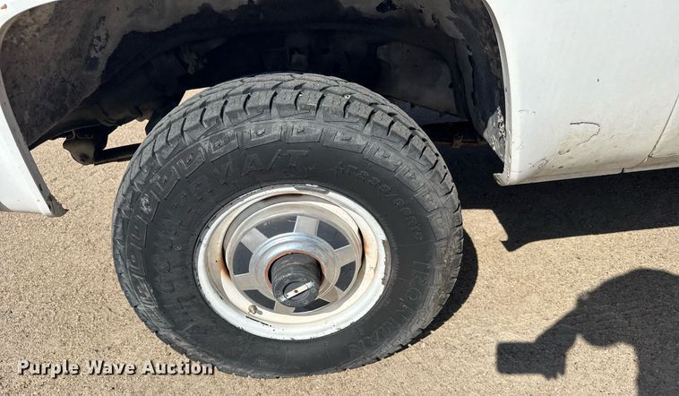 image for item EG6415 1985 Chevrolet D30 utility bed pickup truck