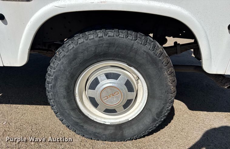 image for item EG6415 1985 Chevrolet D30 utility bed pickup truck