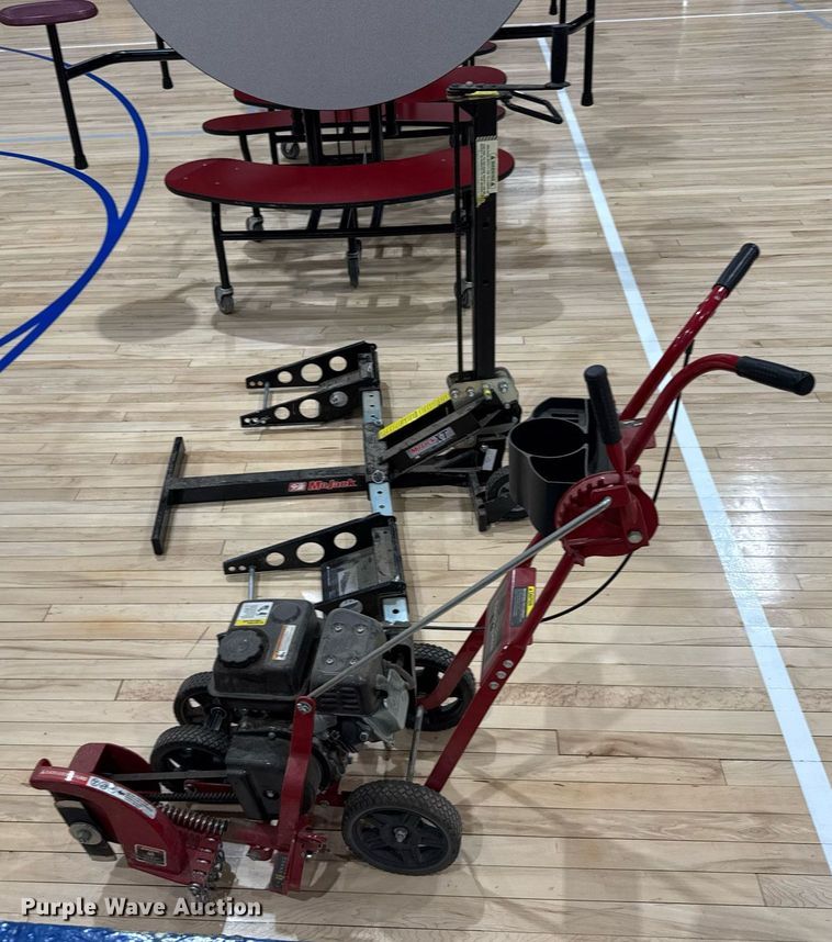 image for item EG6505 Lawn and garden equipment