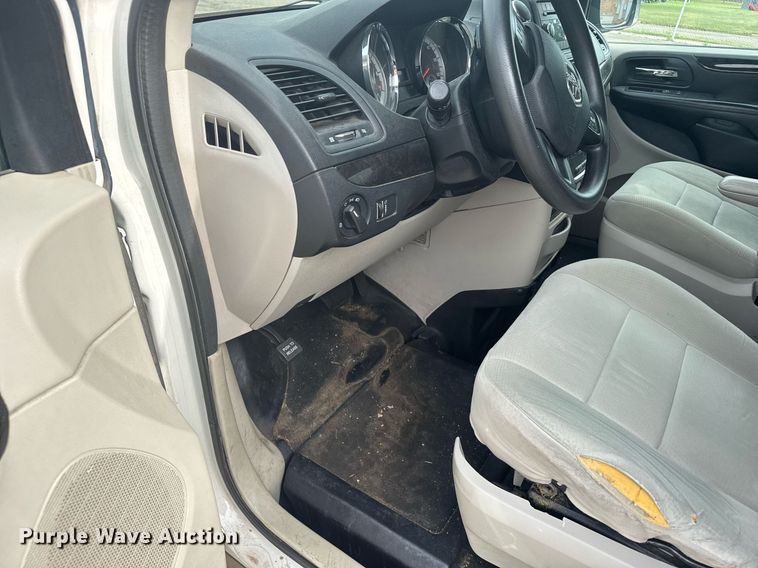 image for item EG6511 2012 Dodge Grand Caravan van