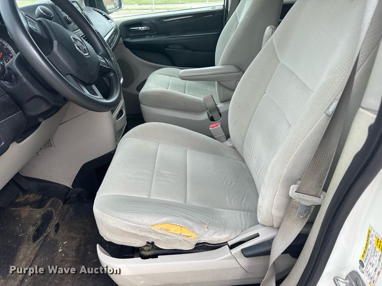 image for item EG6511 2012 Dodge Grand Caravan van