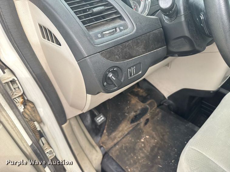 image for item EG6511 2012 Dodge Grand Caravan van