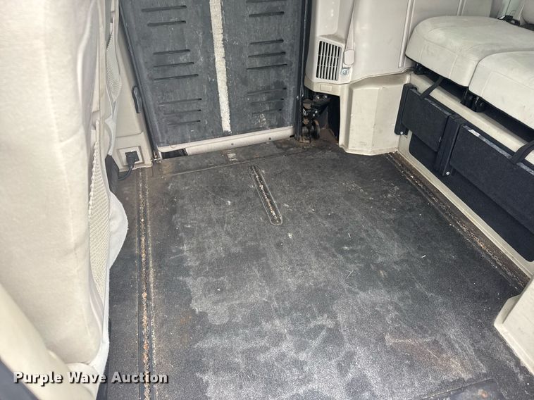 image for item EG6511 2012 Dodge Grand Caravan van