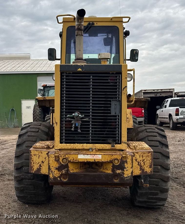 image for item EG6561 1990 Caterpillar 936E wheel loader
