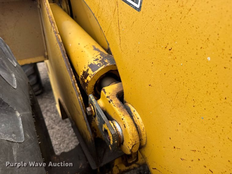 image for item EG6561 1990 Caterpillar 936E wheel loader