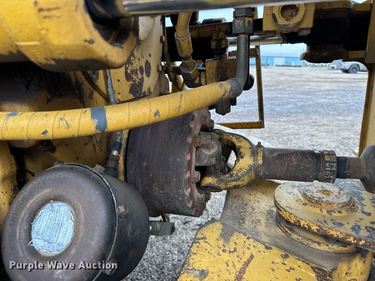 image for item EG6561 1990 Caterpillar 936E wheel loader