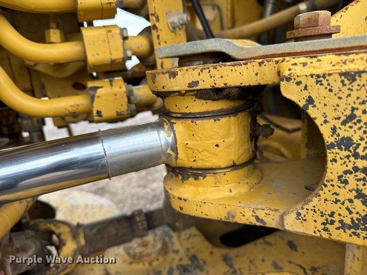 image for item EG6561 1990 Caterpillar 936E wheel loader