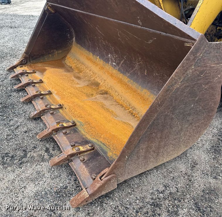 image for item EG6561 1990 Caterpillar 936E wheel loader