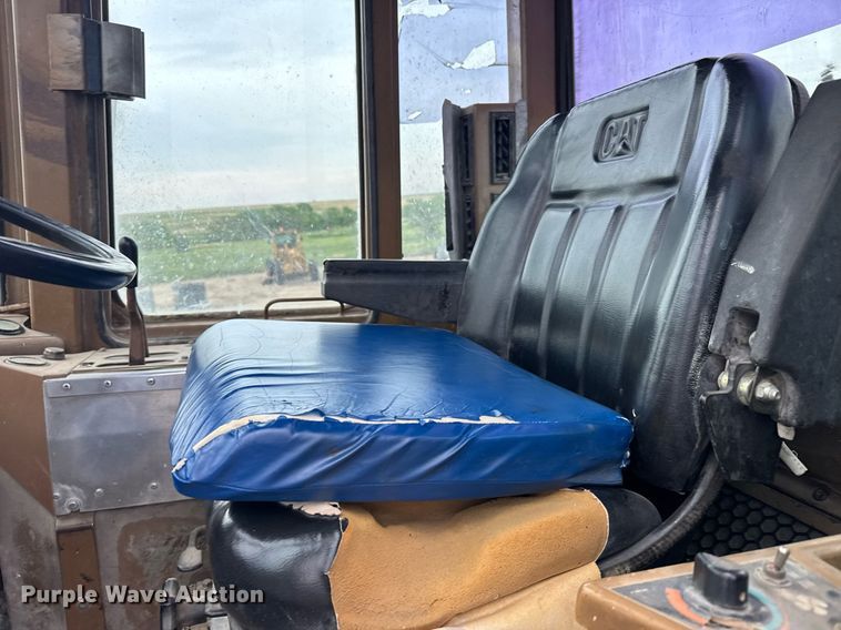 image for item EG6561 1990 Caterpillar 936E wheel loader