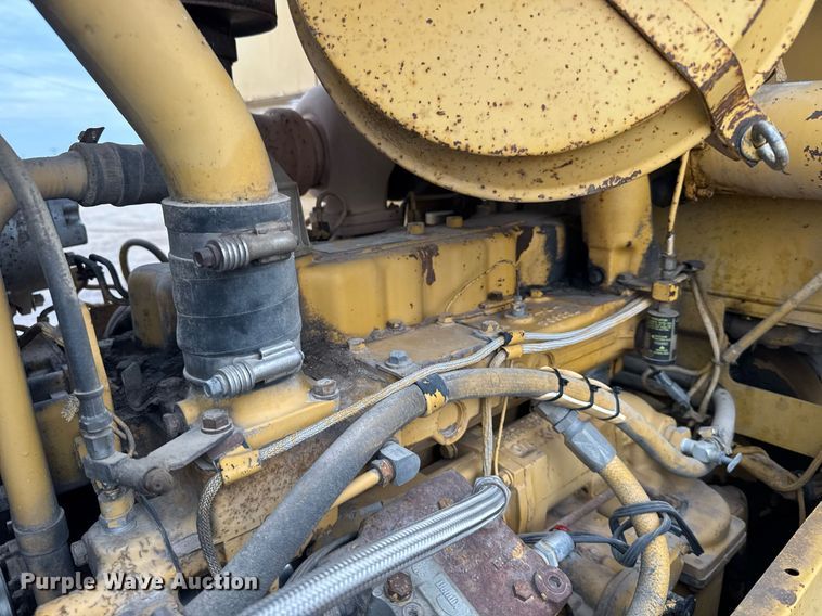 image for item EG6561 1990 Caterpillar 936E wheel loader