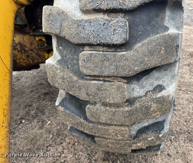 image for item EG6561 1990 Caterpillar 936E wheel loader