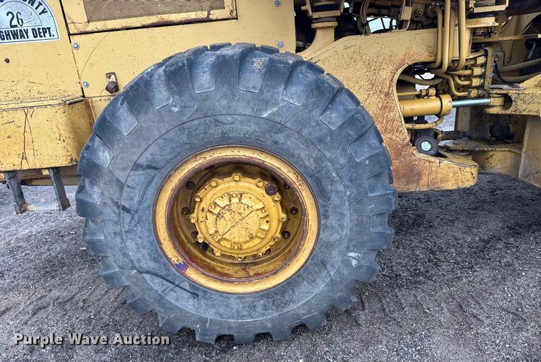 image for item EG6561 1990 Caterpillar 936E wheel loader