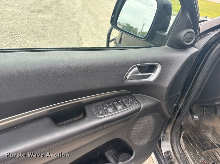 image for item EG6563 2019 Dodge Durango SSV SUV