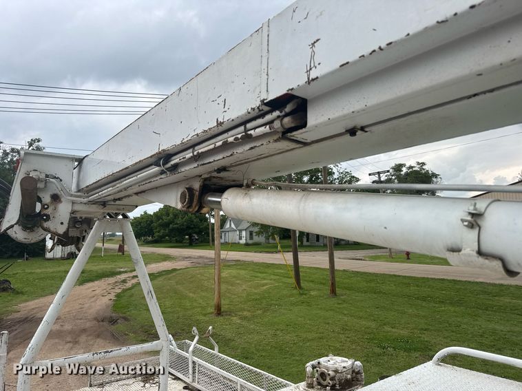 image for item EG6569 1989 Chevrolet C70 digger derrick truck