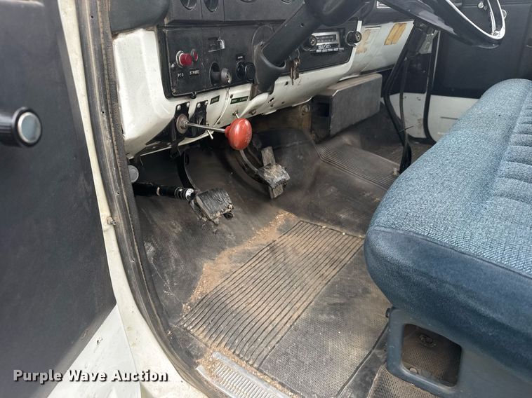 image for item EG6569 1989 Chevrolet C70 digger derrick truck