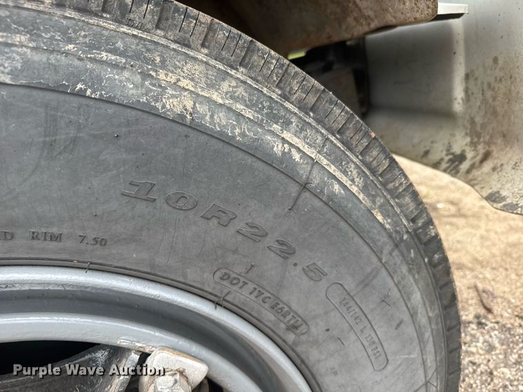 image for item EG6569 1989 Chevrolet C70 digger derrick truck