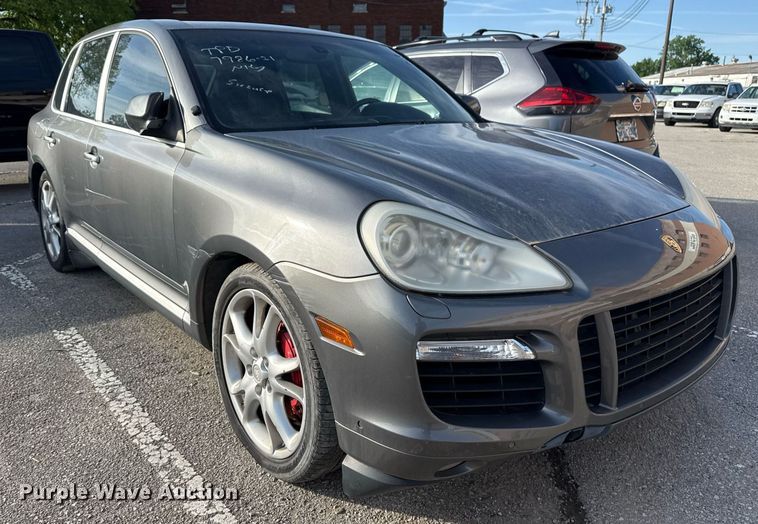 image for item EG8378 2008 Porsche Cayenne SUV