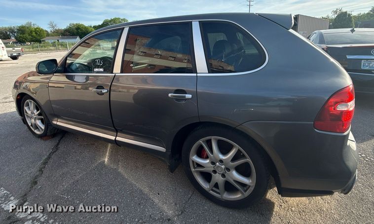 image for item EG8378 2008 Porsche Cayenne SUV