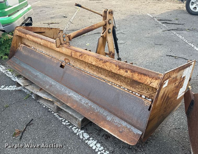 image for item EG8498 Box blade