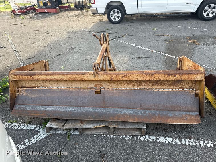 image for item EG8498 Box blade