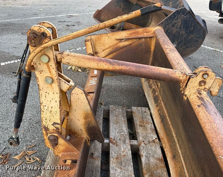 image for item EG8498 Box blade