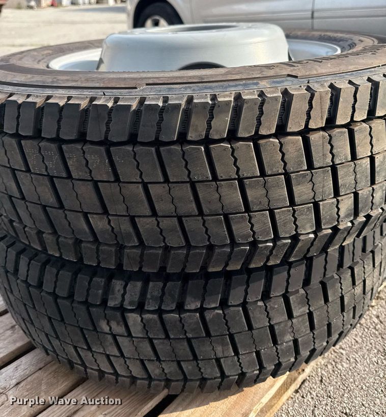 image for item EG8500 (2) Continental 225/70R19.5 tires and wheels