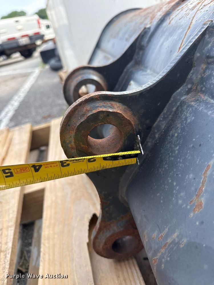 image for item EG8504 Caterpillar 46